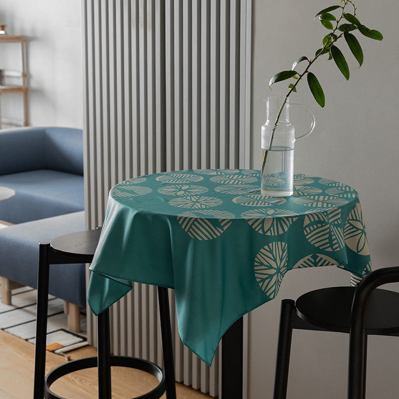 Aquadrop Water-repellent Furoshiki (100 cm) - Reversible Isa Monyo Pine