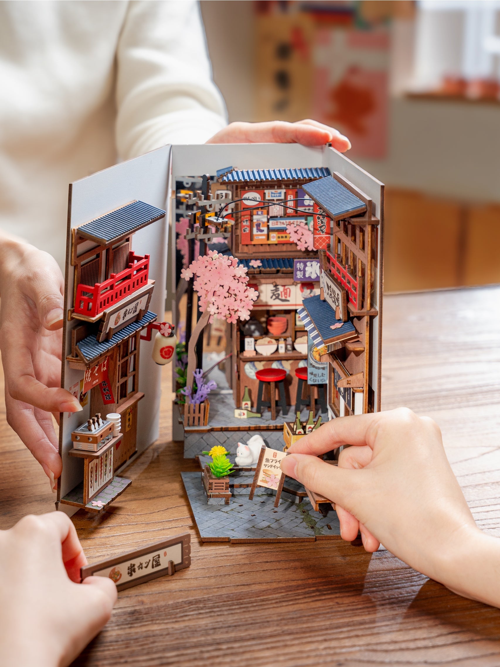 Rolife Sakura Wine Alley Diy Book Nook Kit