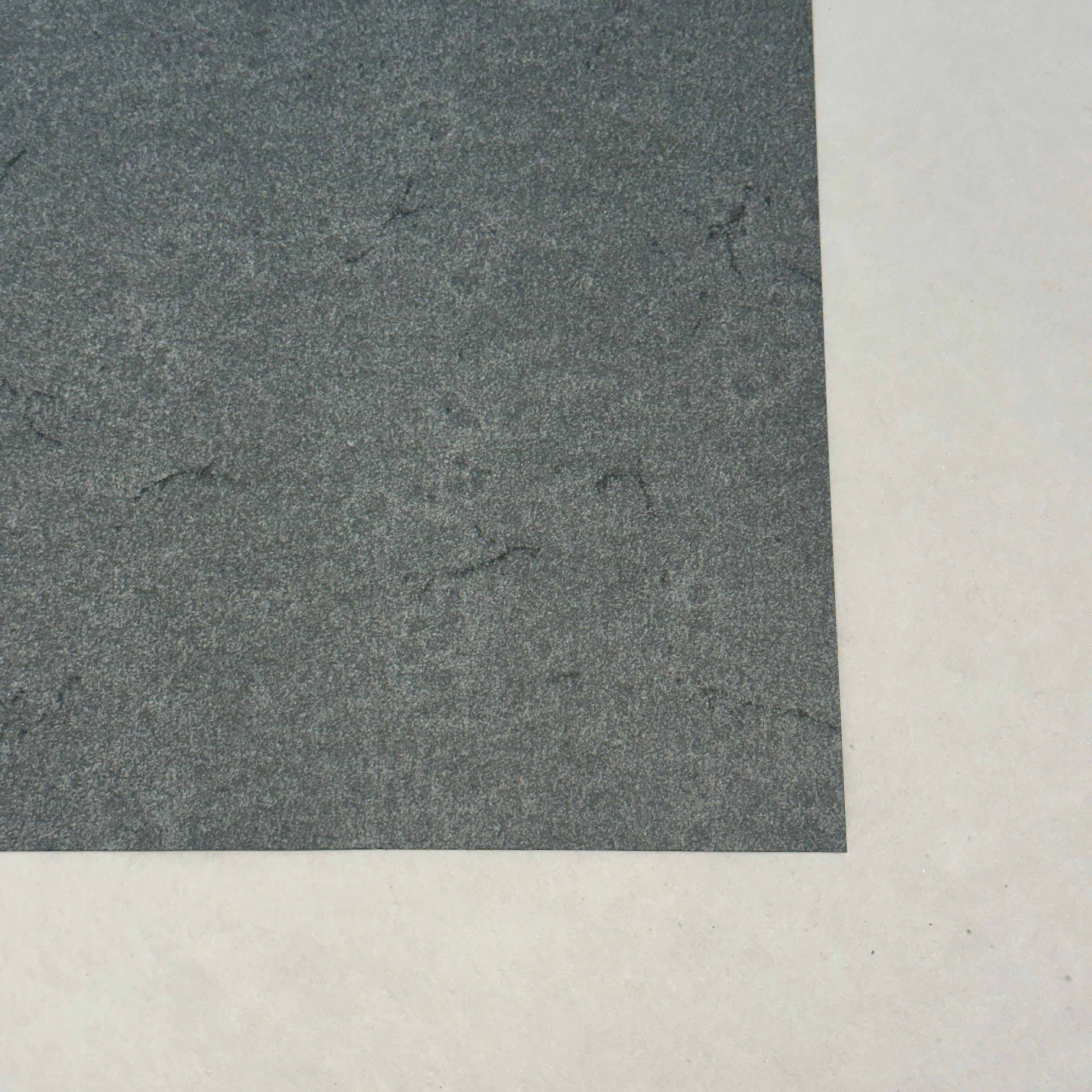 Elephant Hide 24"(60 cm) Square Single Sheet